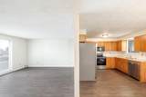 520 Scenic Heights - Photo 7