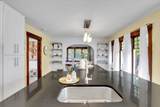 7311 Fairview Ave - Photo 11