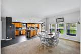 1028 Crestview Rd - Photo 14