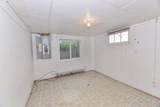2404 Perry St - Photo 12