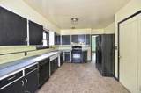 2404 Perry St - Photo 4