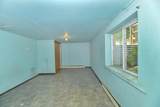 2404 Perry St - Photo 10