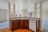 930-303 Cowley St - Photo 10