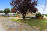 561 Forest Ave - Photo 2