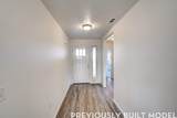 18805 Riverside Ct - Photo 2