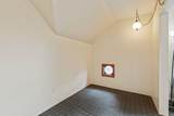 927 Augusta Ave - Photo 25