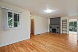 3015 Heroy Ave - Photo 4