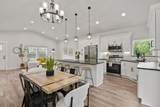 826 Thomas Ln - Photo 10