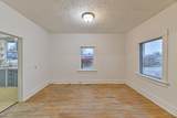 1329 Gordon Ave - Photo 3