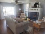 401 4th St - Photo 3
