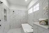 1922 Donwood Ln - Photo 22