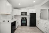 12011 Mansfield Ave - Photo 15