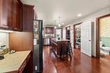 713 Golden Hills Dr - Photo 9