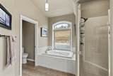 7009 Lynden Ln - Photo 25