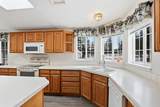 6399 Lakeview Dr - Photo 18