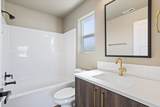 921-923 E Everett Av Everett Ave - Photo 16