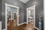 2015 Grand Blvd - Photo 11