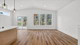 16803 Wellington Rd - Photo 3