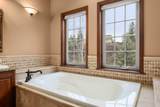 1610 Eagle Feather Ln - Photo 38