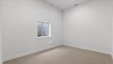 16767 Wellington Rd - Photo 34