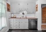 2307 Rowan Ave - Photo 4