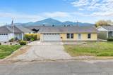 430 9TH Ave - Photo 4