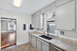 2202 College Ave - Photo 15