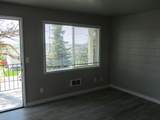 547 Fairview Ave - Photo 14