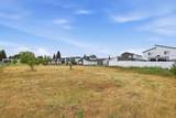 17621 Mission Ave - Photo 17