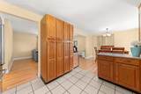5405 Lynden Rd - Photo 13