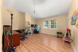 5405 Lynden Rd - Photo 15