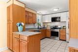 5405 Lynden Rd - Photo 9
