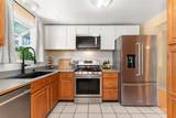 5405 Lynden Rd - Photo 10