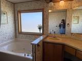 7603 Coyote Heights Rd - Photo 38