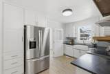 2520 College Ave - Photo 6