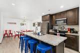1422 Wall St - Photo 6