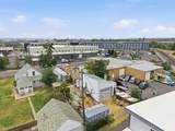 712 Hogan St - Photo 6