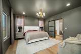 23070 Mcfarlane Rd - Photo 18