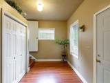 1207 Shannon Ave - Photo 4