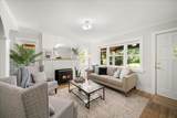 9522 Wall St - Photo 7