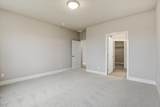 1109 - 20-20 Country Club Dr - Photo 17