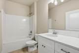 1109 - 20-20 Country Club Dr - Photo 22