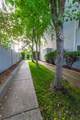 912-#303 Lincoln Pl - Photo 3