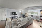 310 Weile Ave - Photo 4