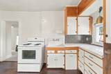 1122 Augusta Ave - Photo 20