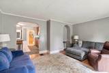 1122 Augusta Ave - Photo 5