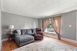 1122 Augusta Ave - Photo 6