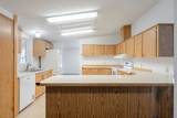 15013 Surrey Ln - Photo 4