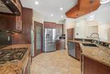 905 Lakeview Ln - Photo 12
