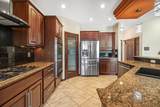 905 Lakeview Ln - Photo 13